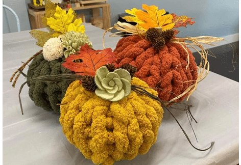 Chunky Knit Pumpkins, Vinnie’s on 11 Greencastle