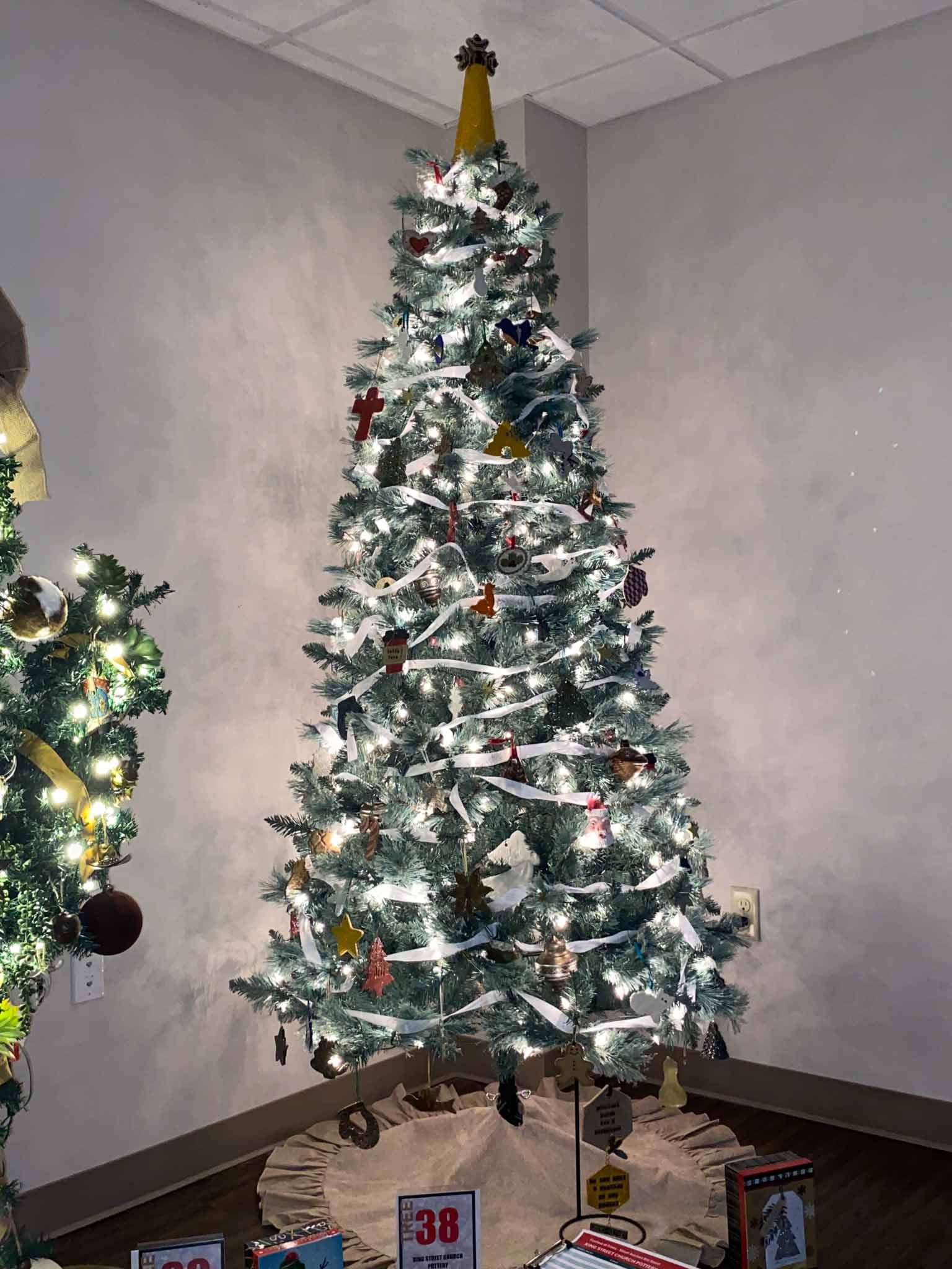 Tree (38) King Street Pottery Studio Ministry Tree at Festival of Trees