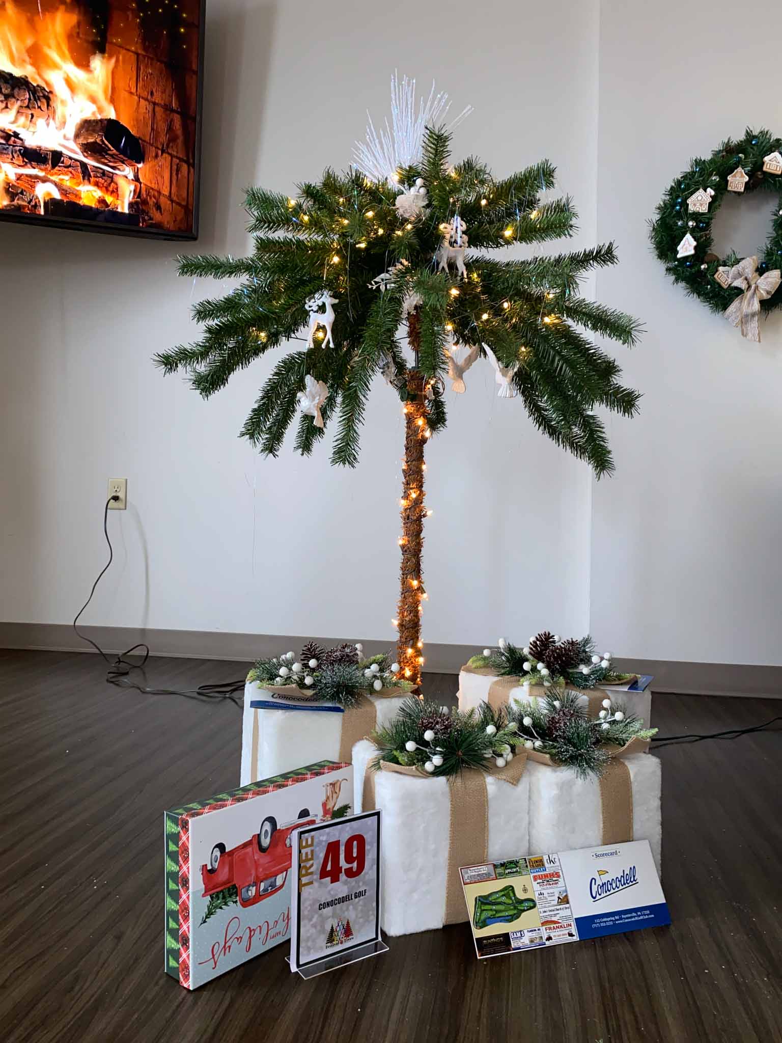 Tree (49) Conocodell Golf Tree at Festival of Trees