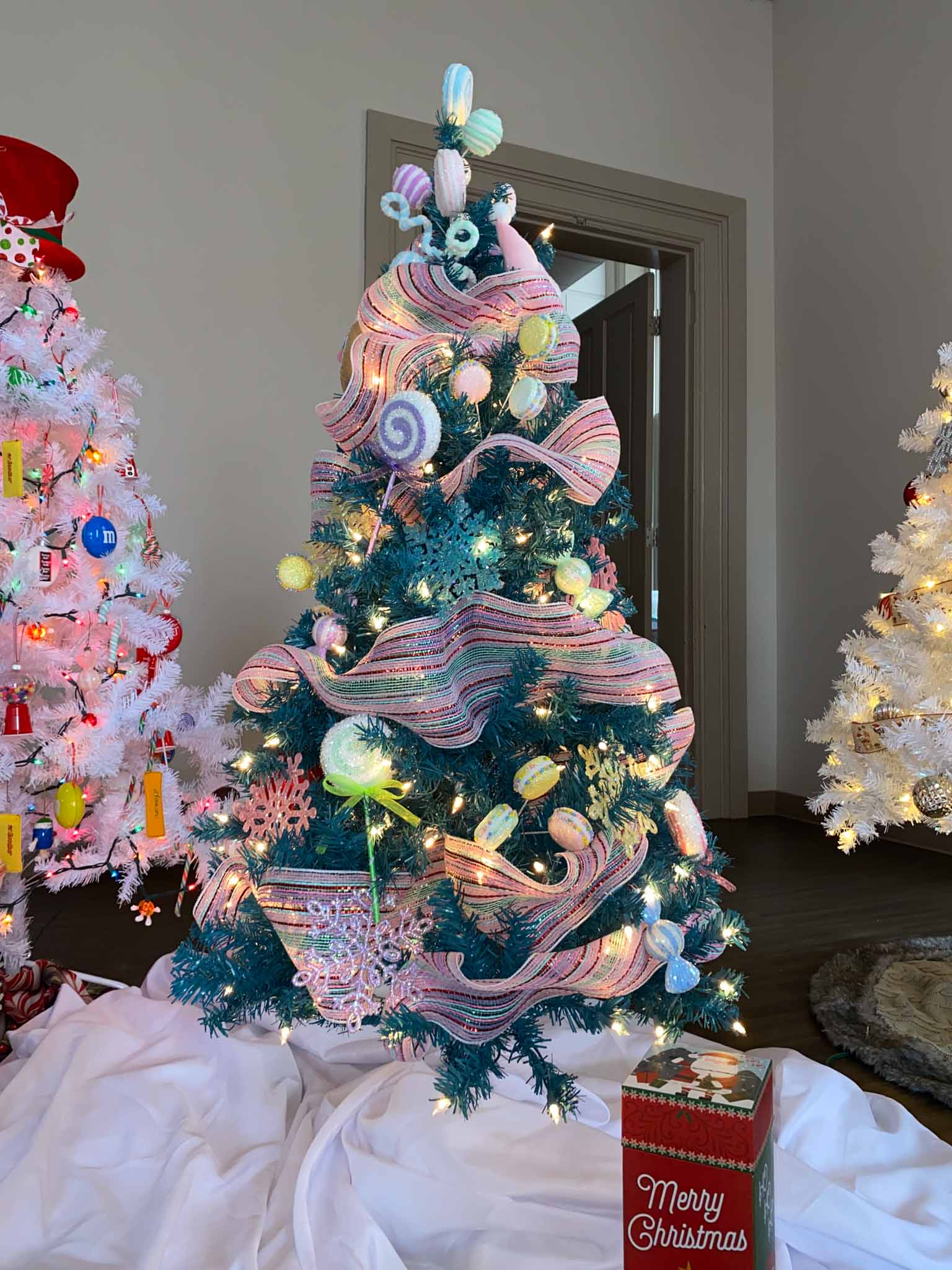 Tree (62) Star Theatre Tree at Festival of Trees