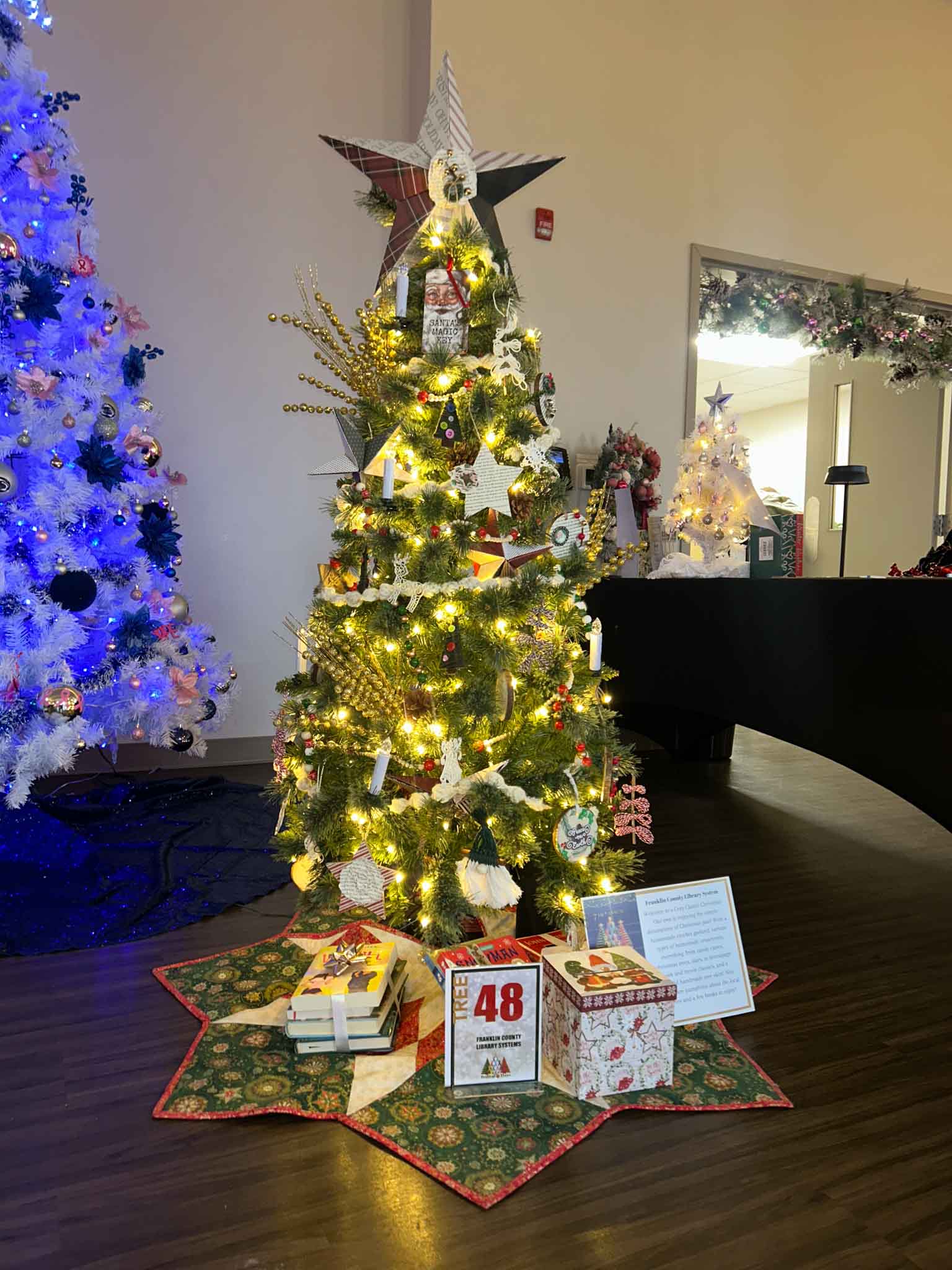 tree-fot (48) Franklin County Library System Tree at Festival of Trees